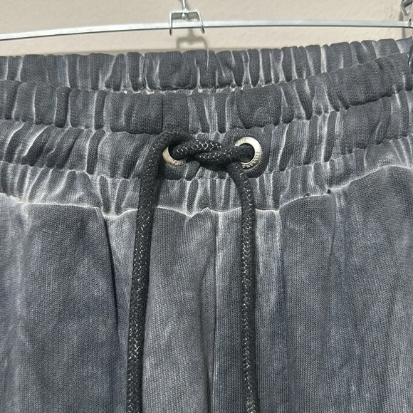 Filling Pieces - Picture 10 of 14